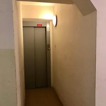 Ex-cosy & Friendly 5 * Praga